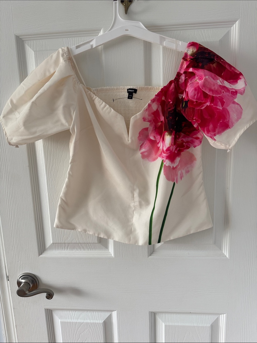 Zara Cream Puff-Sleeve Top with Pink Floral Shoulder